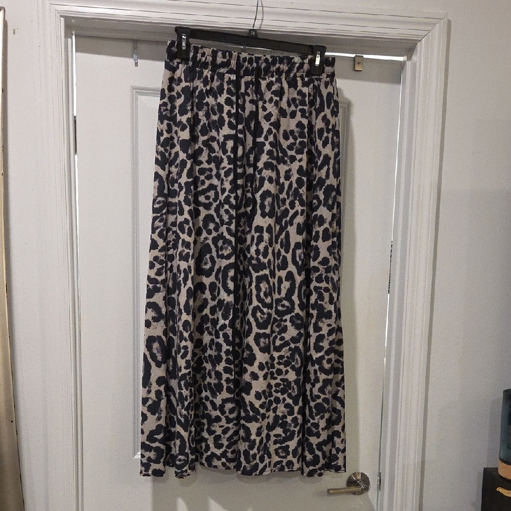 Leopard Print Women's Skirt Size XL!